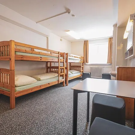 Otel Mountain 3*