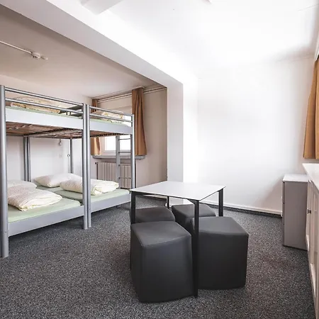 Hotel Mountain 2*