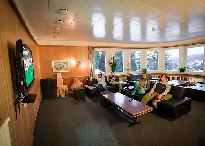 فندق Mountain أروسا